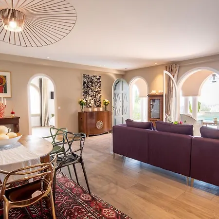 Apartment Philae