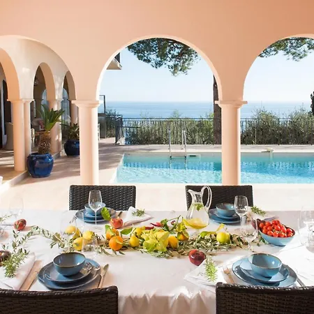 Apartment Philae Menton