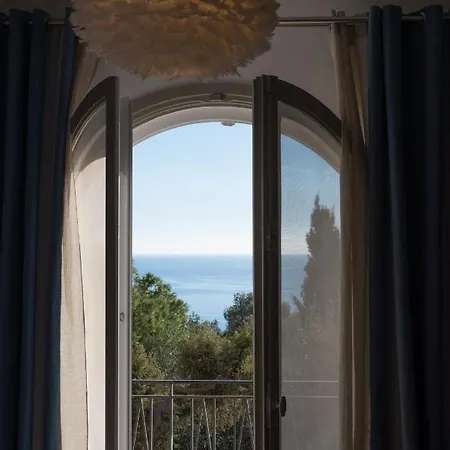 Apartment Philae