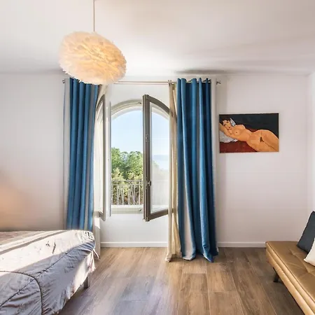 Apartment Philae *