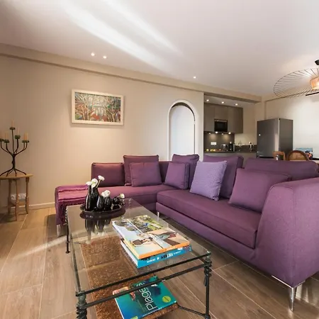 Philae Apartament *